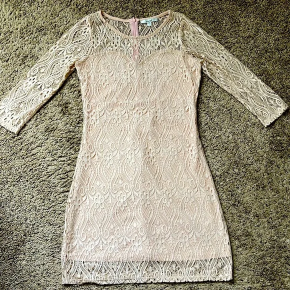 Dresses | Papaya Junior Lace Dress Size M | Poshmark Dresses | Papaya Junior Lace Dress Size M | Poshmark